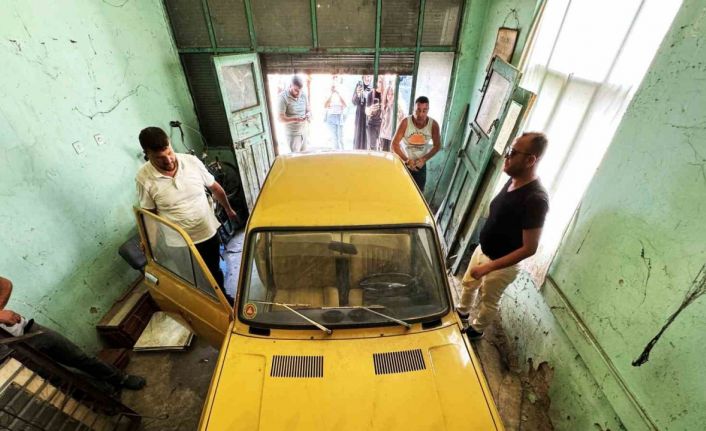 44 yıldır garajda korundu, 15 bin euroya satıldı