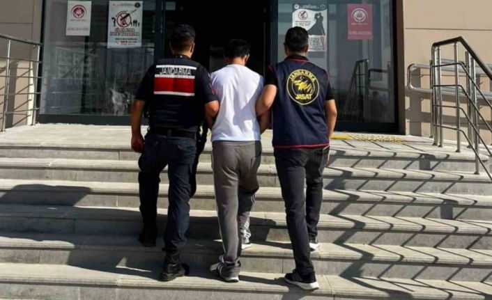 98 suç kaydı bulunan 21 yaşındaki firari yakalandı