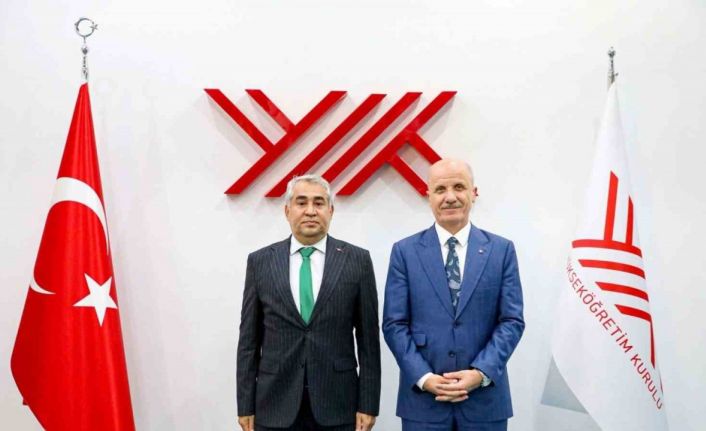 ADÜ Rektörü Kent, üniversitedeki çalışmalar hakkında YÖK Başkanı Prof. Dr. Özvar’a sunum yaptı