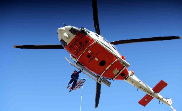 AFAD’dan helikopter destekli gerçeği aratmayan tatbikat