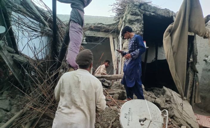 Afganistan’da 6.0 büyüklüğünde deprem: En az 250 ölü, 500 yaralı