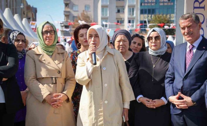 AK Parti Grup Başkanvekili Zengin, kadın emeğinin önemine vurgu yaptı