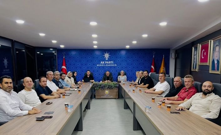 AK Parti heyetinde yol haritası belirlendi