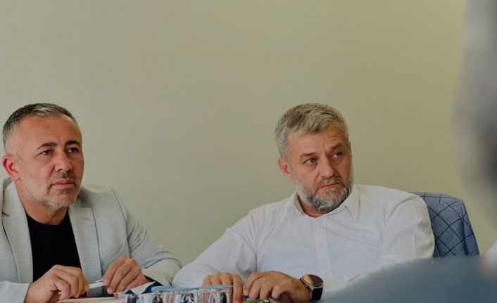 AK Parti’de yatırımlar ve projeler masaya yatırıldı