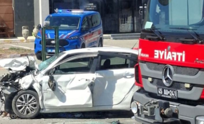 Akhisar’da patlayan lastik faciaya yol açtı: 1 ölü, 3 yaralı