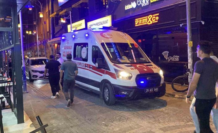 Alacak verecek kavgası kanlı bitti: 1 yaralı