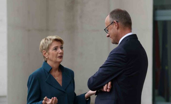 Amanya Başbakanı Merz: "Perşembe günü Ukrayna’ya verilecek güvenlik garantilerini ele alacağız"