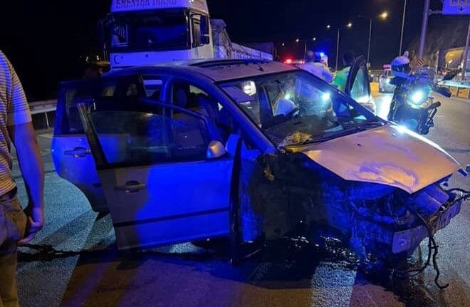 Amasya’da otomobil bariyere çarptı: 1 ölü, 3 yaralı