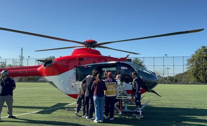 Ambulans helikopter yenidoğan bebek için havalandı