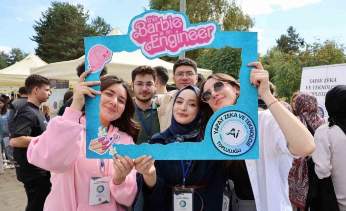 Atatürk Üniversitesi’nde "Kampüse hoş geldin" oryantasyon programı başladı