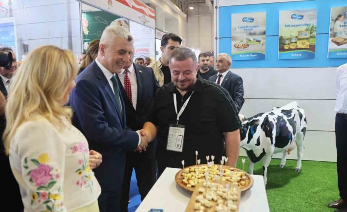 Bakan Bolat: "KKTC üretiminin ve ekonomisinin güçlenmesi için KKTC’nin yanında olacağız"