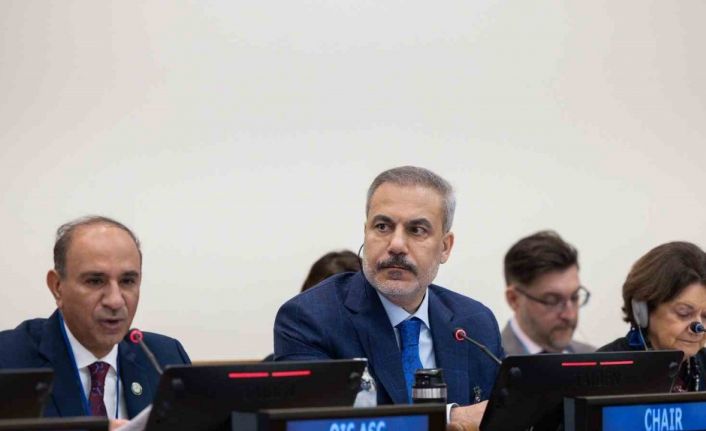 Bakan Fidan: "İsrail’in suçlarını uluslararası toplumun önünde ifşa etmeliyiz"