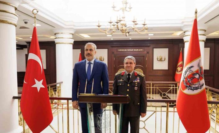 Bakan Fidan’dan Genelkurmay Başkanı Orgeneral Bayraktaroğlu’na ziyaret