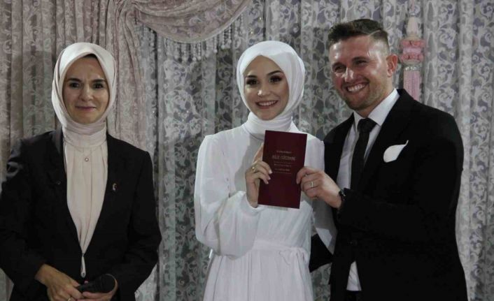Bakan Göktaş, Çorum’da nikah şahidi oldu