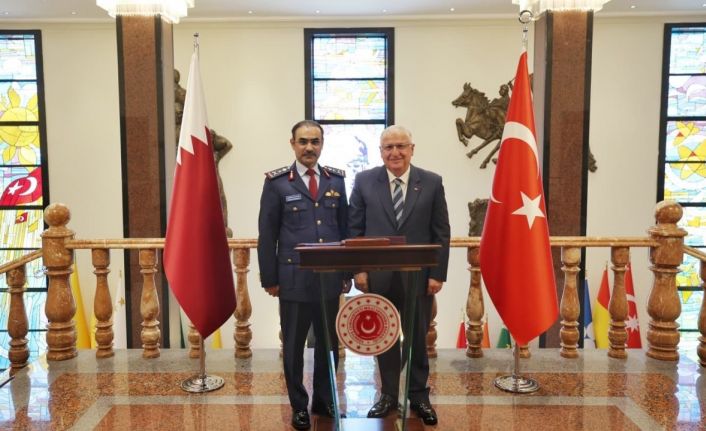 Bakan Güler, Katar Genelkurmay Başkanı Al Mannai ve Katar Kara Kuvvetleri Komutanı Al-Attiyah ile görüştü