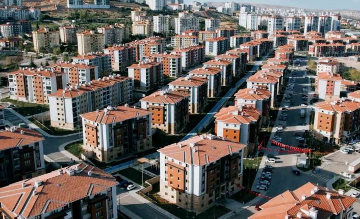 Bakan Kurum’dan Elazığ’a ’Hemşehrilik’ teşekkürü