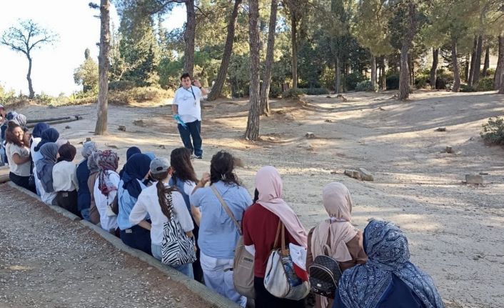 Bandırmalı Gençler ‘Bir Destandır Çanakkale’ projesiyle tarihi yolculukta