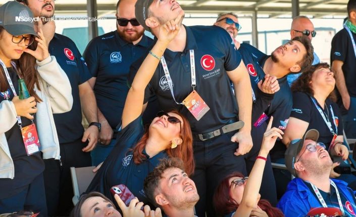 BARÜ öğrencileri roketleri "Gökçe"yi gökyüzüyle buluşturdu
