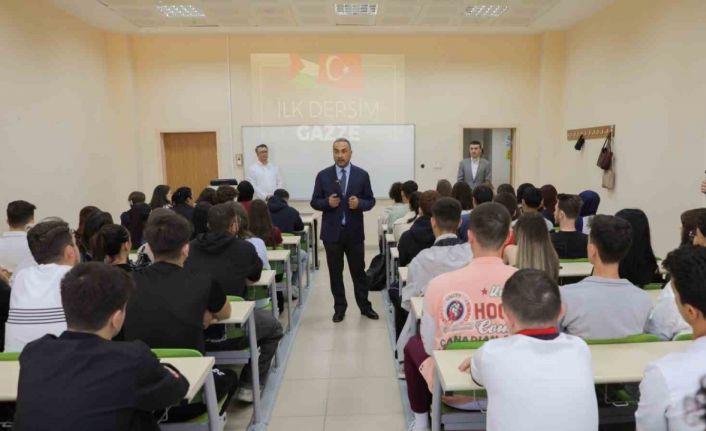 BARÜ’de ilk ders "Gazze"