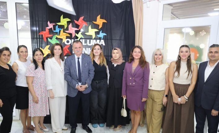 Başkan Balaban miniklerin ilk ders heyecanına ortak oldu