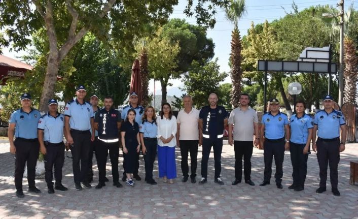 Başkan Zencirci’den zabıta personeline kahvaltılı kutlama