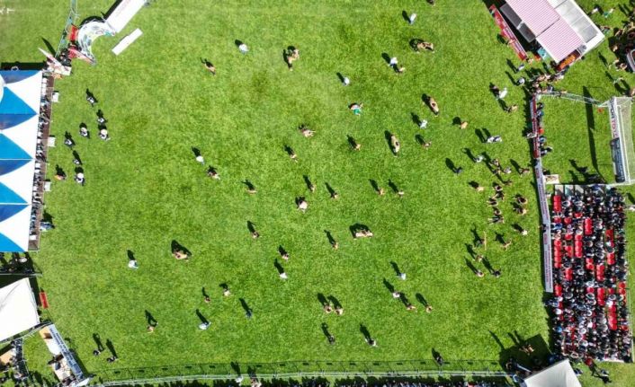 Başpehlivanlar Tokat’taki er meydanında kol bağladı