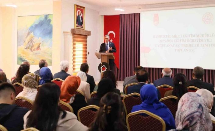 Bayburt’ta 2025-2026 eğitim öğretim yılı proje tanıtım toplantısı yapıldı