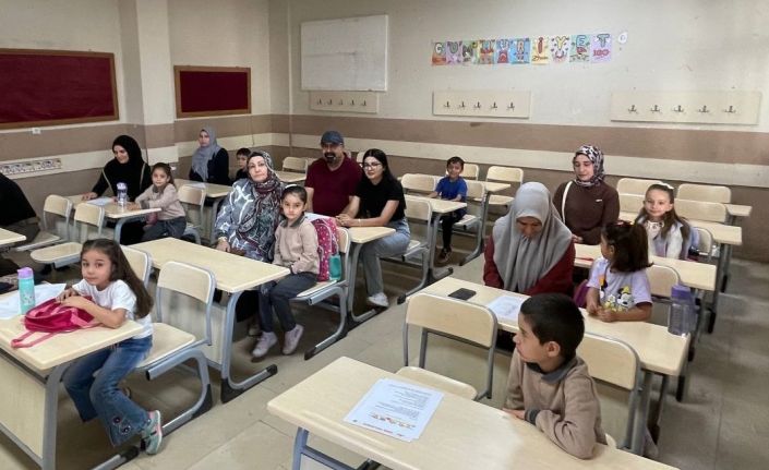 Bayburt’ta ilk zil ’uyum’ için çaldı