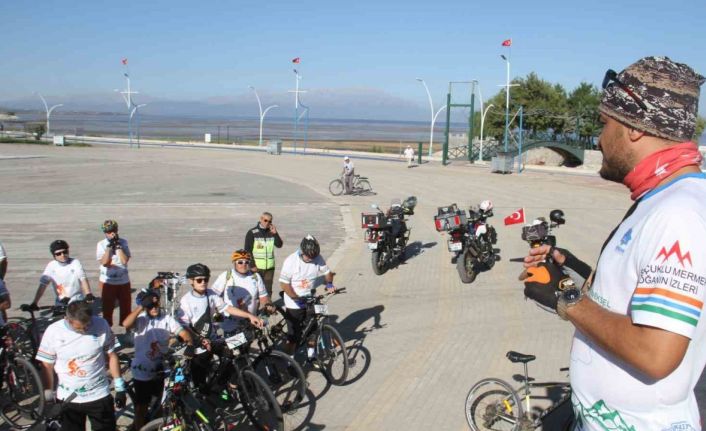 Bisiklet tutkunları, düzenlenen festivalle Beyşehir Gölü etrafında pedal çevirecek