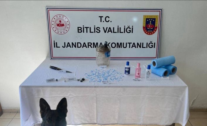 Bitlis’te jandarmadan uyuşturucu operasyonu