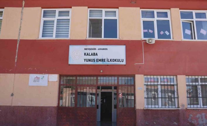 Boğazına kek kaçan öğrenci hayatını kaybetti