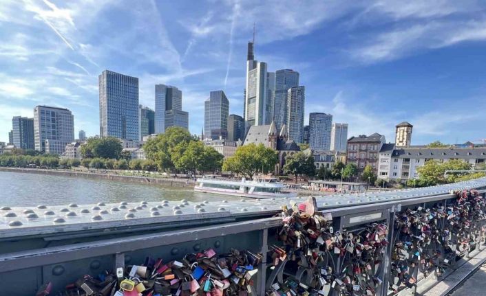 Boşanmalar artıca Almanlar hurafelere sarıldı