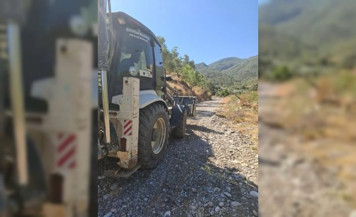 Bozdoğan’da arazi yolları bakıma alındı