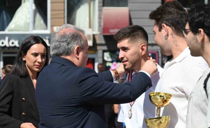 Bozüyük’ün Düşman İşgalinden Kurtuluşunun 103’üncü Yıl Dönümü coşkuyla kutlandı