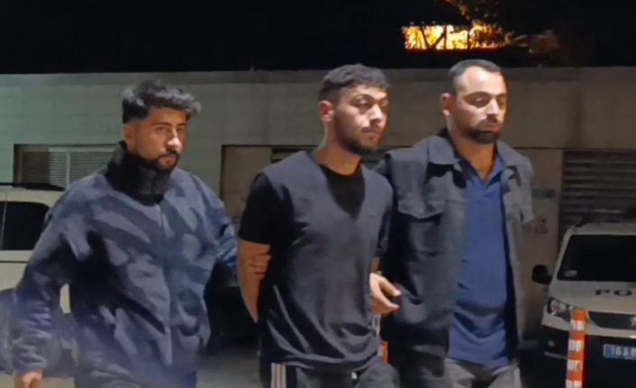 Bursa’da bir genci bıçakla yaralayan şüpheli saklandığı evinde yakalandı