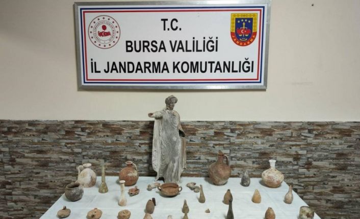 Bursa’da tarihi eser operasyonu: Roma ve Bizans objeleri ele geçirildi