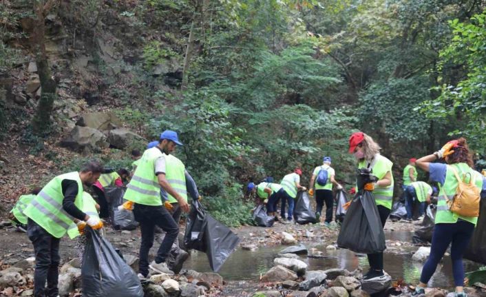 Bursa’da temizlik harekatı sürüyor