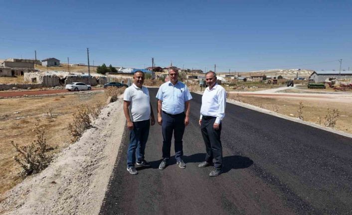 Büyükşehir, Pınarbaşı kırsalındaki 26 kilometrelik yolu 110 milyon TL yatırımla konforlu ve güvenli hale getirdi