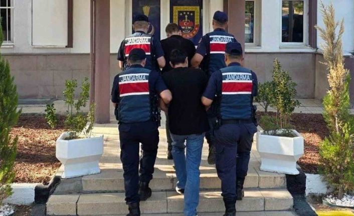 Cezaevi firarileri, ticari takside yakalandı