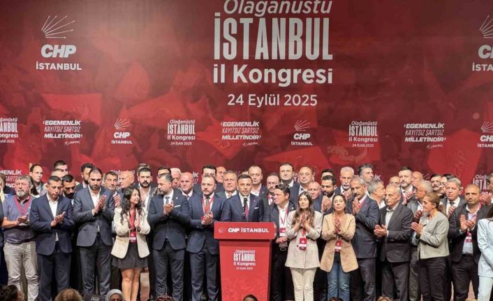 CHP İstanbul Olağanüstü İl Kongresi’nde Özgür Çelik il başkanı seçildi