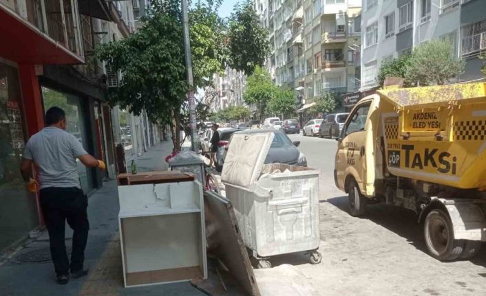 Çöp taksiler hafta sonu da mesaide