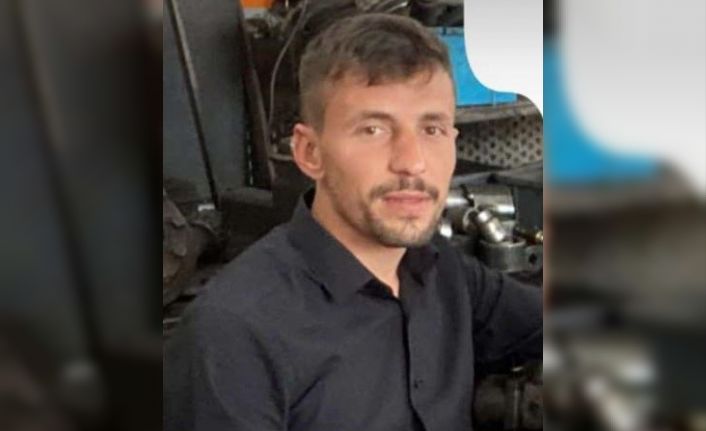 Devrilen pikabın sürücüsü hayatını kaybetti