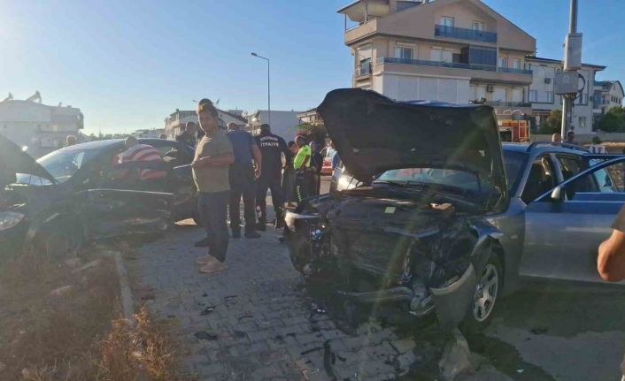 Didim’de trafik kazası: 1’i ağır 5 yaralı