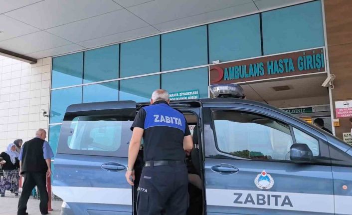 Direksiyon başında kalp krizi geçiren sürücüyü zabıtalar kurtardı