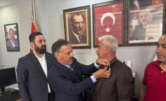 Diyarbakır’da İYİ Parti’nin ilçe teşkilatı AK Parti’ye geçti