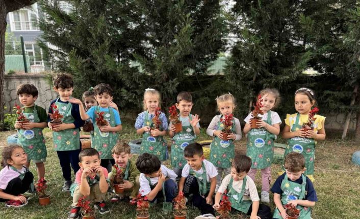 Doğa sevgisi minik kalplerde filizleniyor