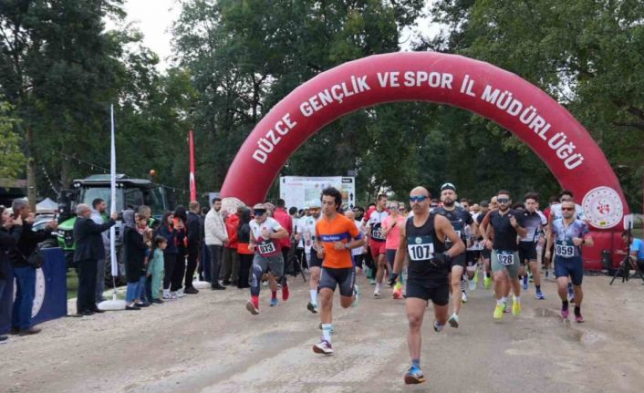 Düzce’de Efteni duatlonu 250 sporcunun katılımı ile yapıldı