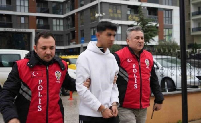 Edirne’de 30 bıçak darbesiyle 16 yaşındaki sevgilisini öldürmüştü: İfadesinde mahkeme salonu buz kesti