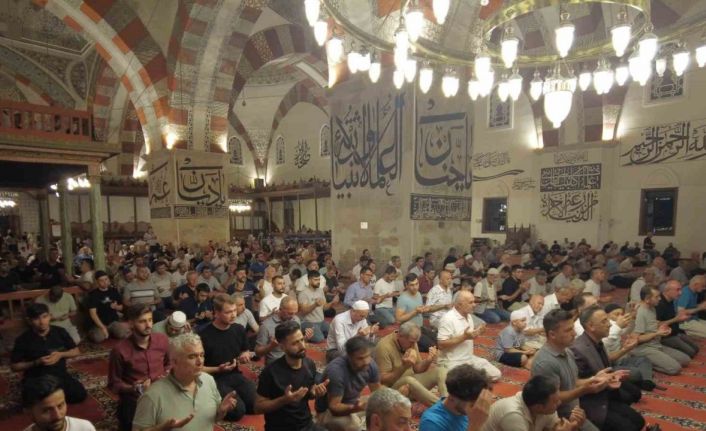 Edirne’de Mevlid Kandili dualarla idrak edildi