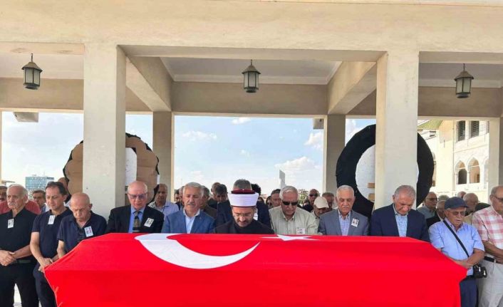 Eski Sanayi ve Teknoloji Bakanı Doğru, son yolculuğuna uğurlandı